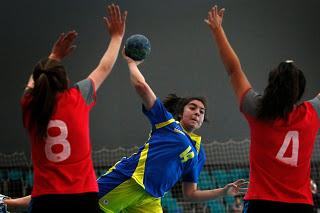 MAGALLANES JUGARÁ CON ANTOFAGASTA POR EL QUINTO LUGAR DEL BALONMANO DAMAS