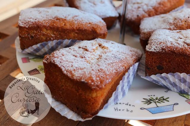 MINI BUNDT CAKES DE DULCE DE LECHE