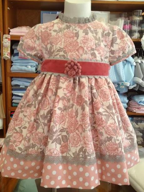 MIL VESTIDOS CON LA MISMA TELA!! ¿Os gusta?