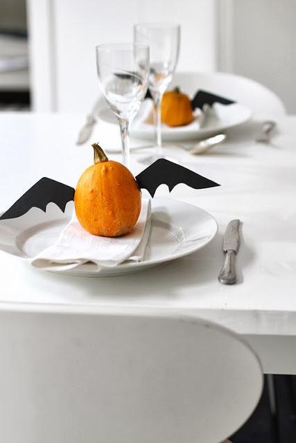 A poner la mesa para Halloween