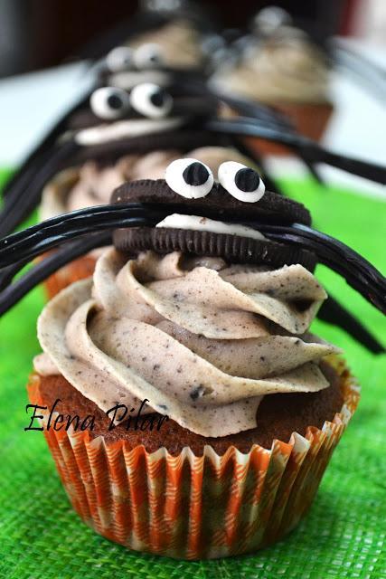 Cupcakes-Araña para Halloween (o Cupcakes de Oreo para cualquier día del año)