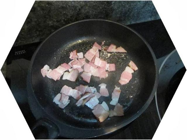 CANAPÉS - PIZZAS CON SALSA BARBACOA