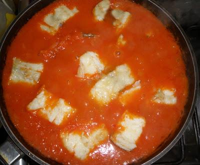 Bacalao Frito con Tomate