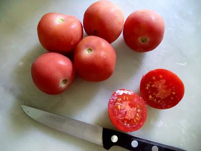 Bacalao Frito con Tomate