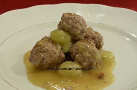 Albóndigas con uvas