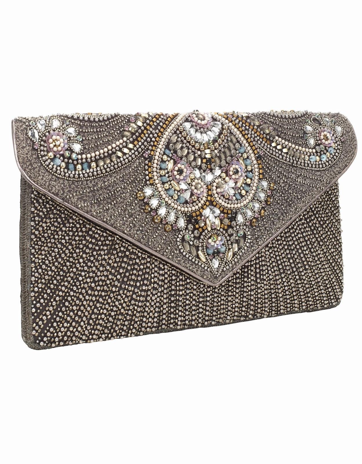 Accesorize, Nombre propio