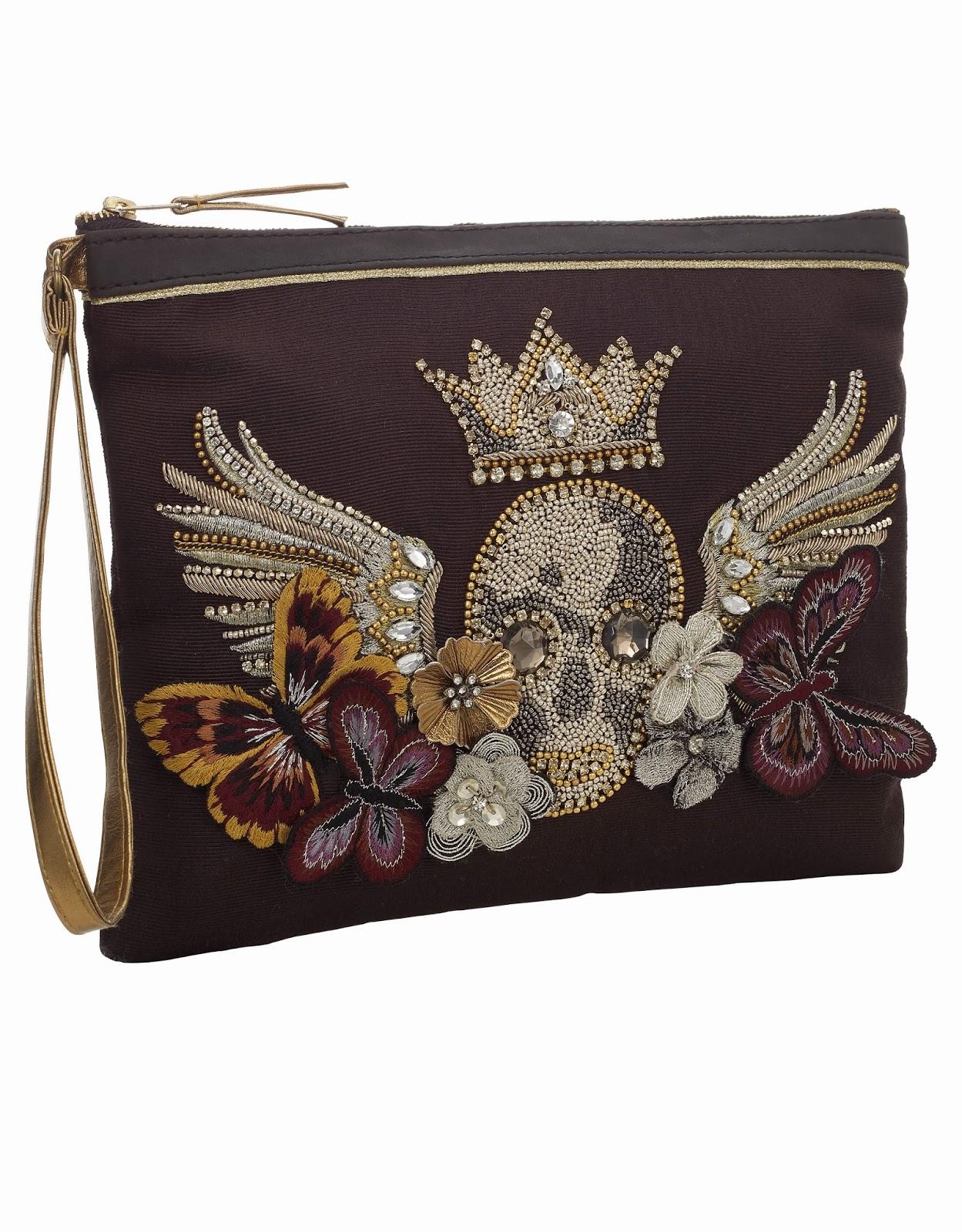 Accesorize, Nombre propio