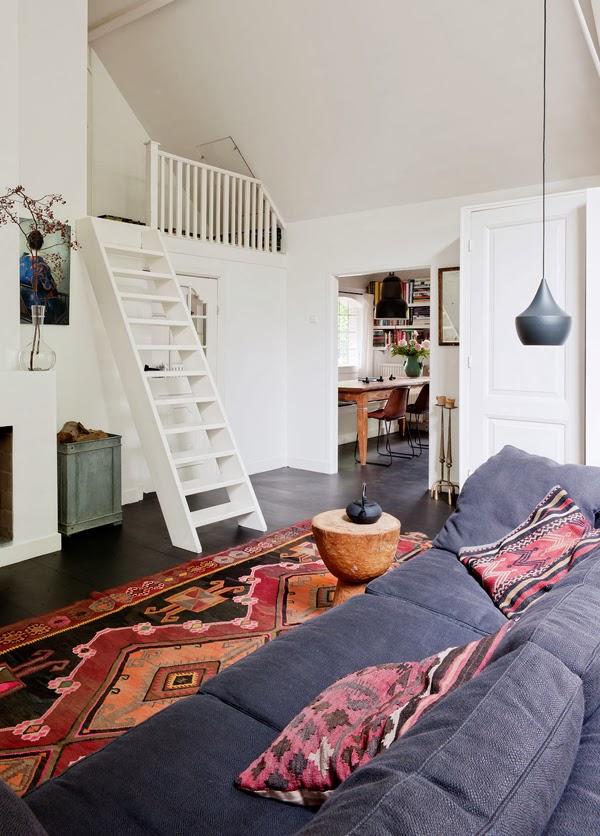 Un taller de pintor, convertido en vivienda de estilo bohemio