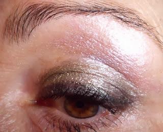 Look Verde dorado.