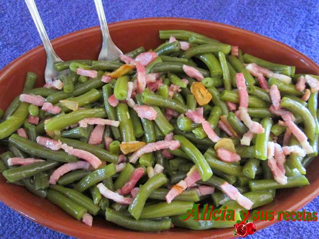 SALTEADO DE JUDÍAS VERDES Y BACON