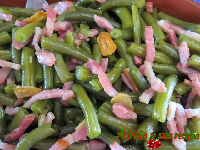 SALTEADO DE JUDÍAS VERDES Y BACON