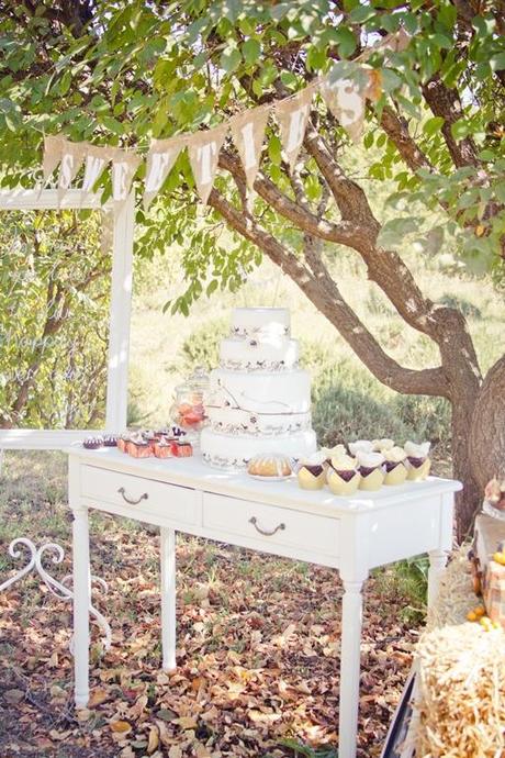 Una mesa dulce muy rustica y de temporada