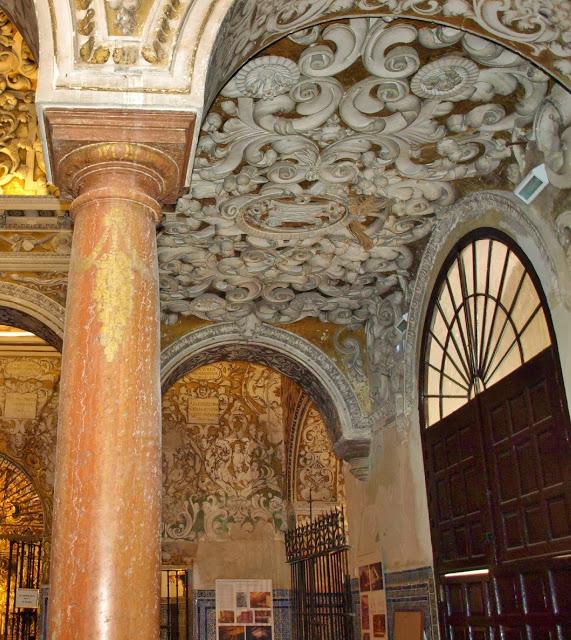 Iglesia de Santa María la Blanca (4): la entrada a la iglesia.