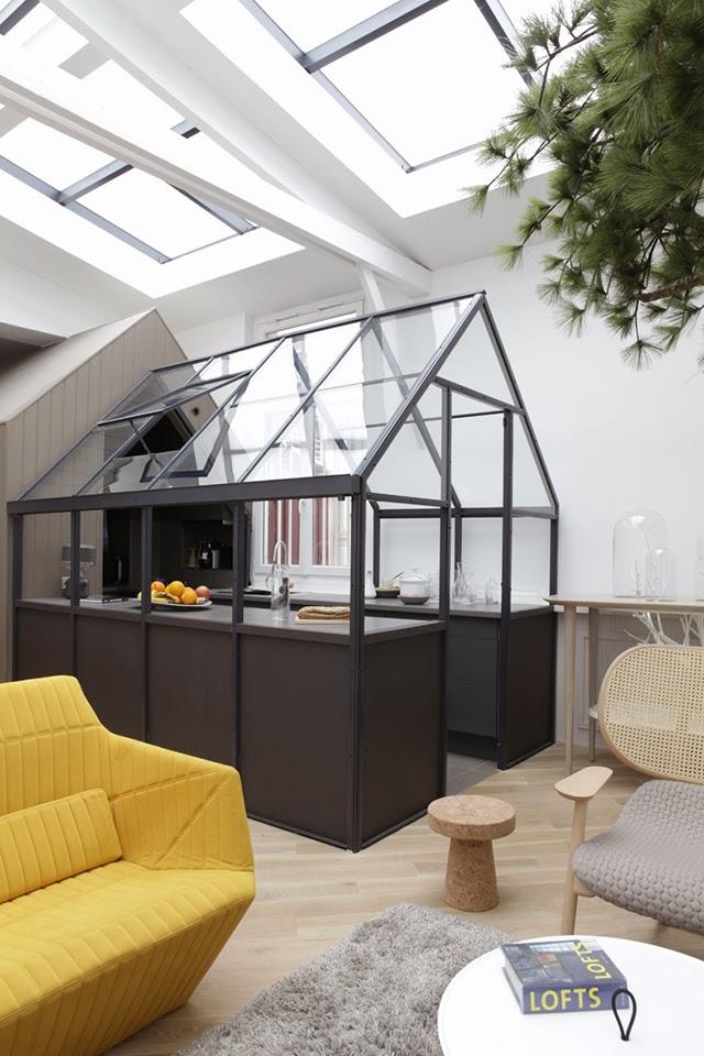 UNA BUHARDILLA REINVENTADA PARA HOMENAJEAR A LA NATURALEZA