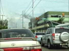 Apagado fuego afectó Lotería Nacional.