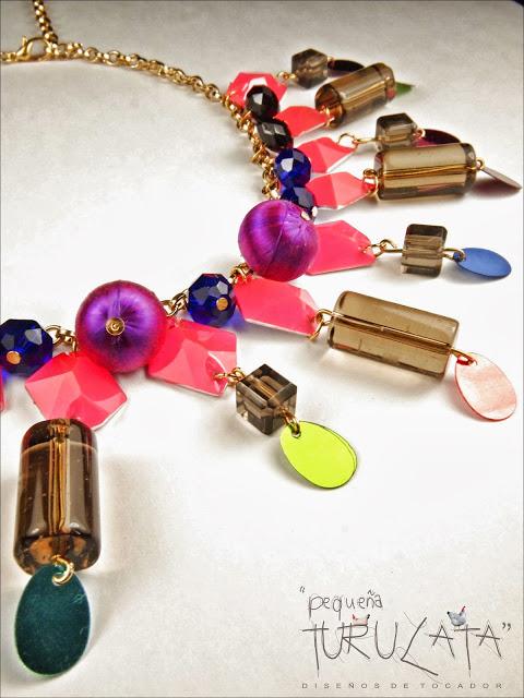 CON UN CIERTO TOQUE KITSCHSer o no ser kitsch...he aquí l...