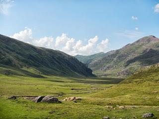Ruta al Ibón de Estanés desde Guarrinza