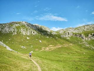 Ruta al Ibón de Estanés desde Guarrinza