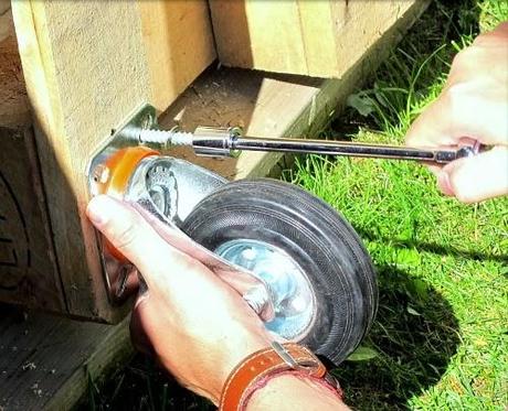 DIY....UNA MESA DE CENTRO CON UN PALLET DIY....UNA MESA DE CENTRO CON UN PALLET
