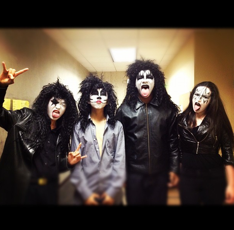 grupo-kiss-halloween