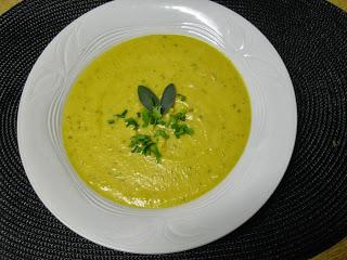 Crema de calabaza asada a la salvia.