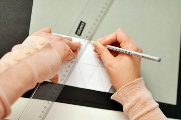 DIY Cómo hacer un jarrón geométrico con cartiluna