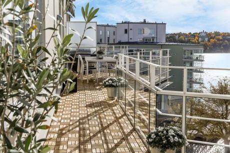 interiores techos altos grandes ventanales espacios diáfanos cocina comedor salon decoración nórdica en blanco decoración nórdica decoración dormitorios nórdicos decoración de salones cocinas blancas modernas blog decoración diseño nórdico áticos nórdicos escandinavos 