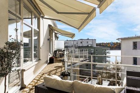 interiores techos altos grandes ventanales espacios diáfanos cocina comedor salon decoración nórdica en blanco decoración nórdica decoración dormitorios nórdicos decoración de salones cocinas blancas modernas blog decoración diseño nórdico áticos nórdicos escandinavos 