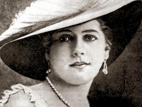 Margaretha Geertruida Zelle - Mata Hari