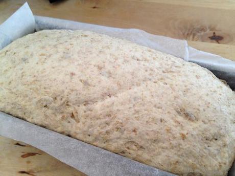 Pan integral con centeno, semillas de lino y de girasol recetas pan trigo centeno recetas pan casero recetas fáciles de pan integral recetas delikatissen pan pan semi de molde integral pan de centeno fácil receta pan con semillas de lino y girasol hacer pan en casa