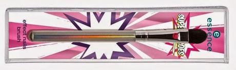 ESSENCE NOVIEMBRE 2013 SUPERHÉROES