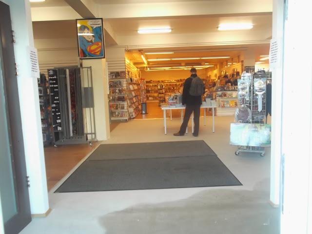 En el nuevo Nexus de Reikiavik(Nóatún 17)