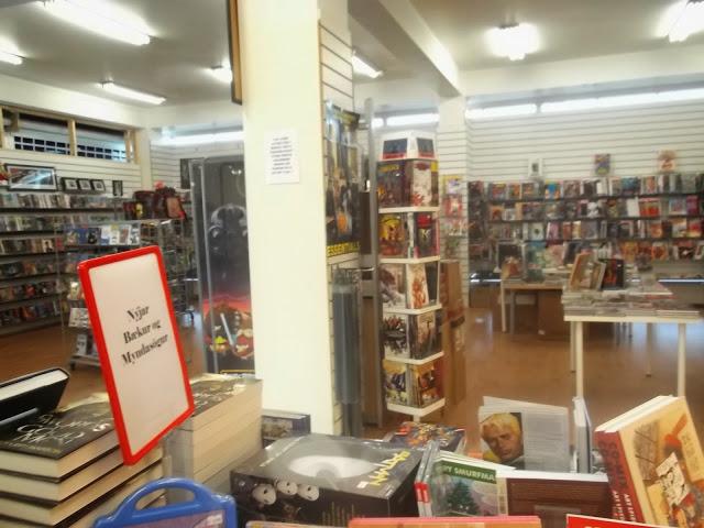 En el nuevo Nexus de Reikiavik(Nóatún 17)