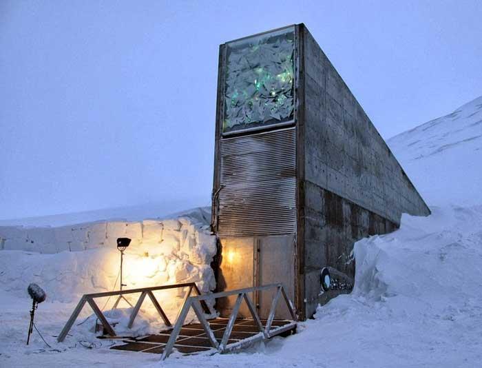 Bóveda Global de Semillas de Svalbard, entrada