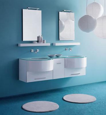 Dos lavabos en el baño