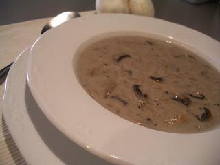 SOPA DE CHAMPIÑONES