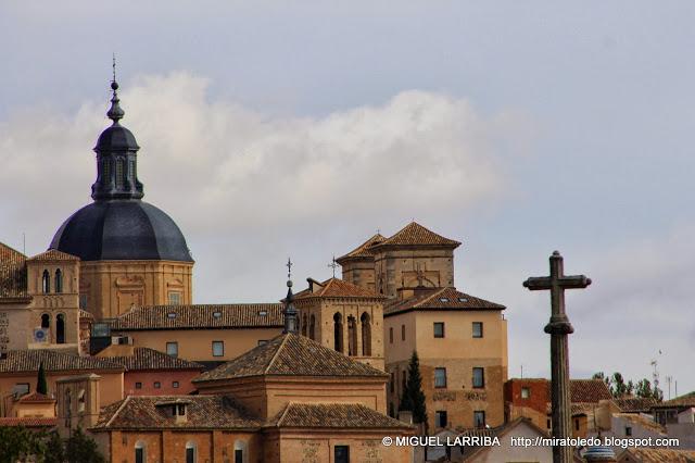 Ciudad levantada en el aire