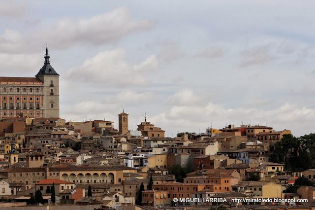 Ciudad levantada en el aire