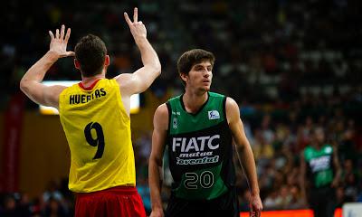 La batuta de Marcelinho Huertas