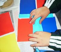 Aparece el sol en un fondo colorido