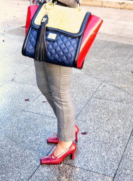 MIS LOOKS  - GRISES Y ROJOS