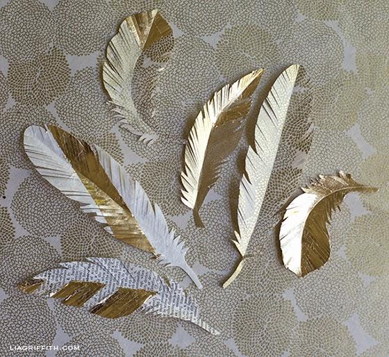 DIY...CON PLUMAS DORADAS