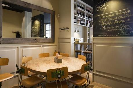 el filete ruso local ilovepitita HAMBURGUESAS DELUXE