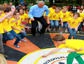 La Fundación Johan Cruyff colabora con el Concello de Coruña en la construcción de un campo de fútbol