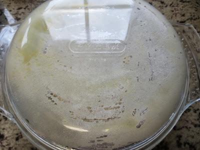 Pan de ajo y orégano en Pyrex