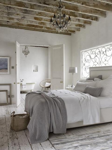 Martes Deco: White Bedrooms