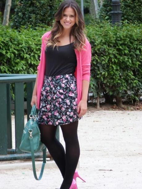 ¡Nuevo look! Falda de flores