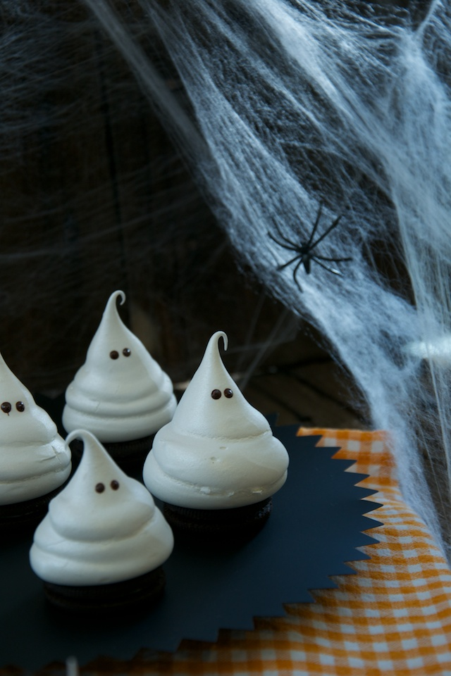 Especial Halloween: fantasmitas de merengue y Oreo
