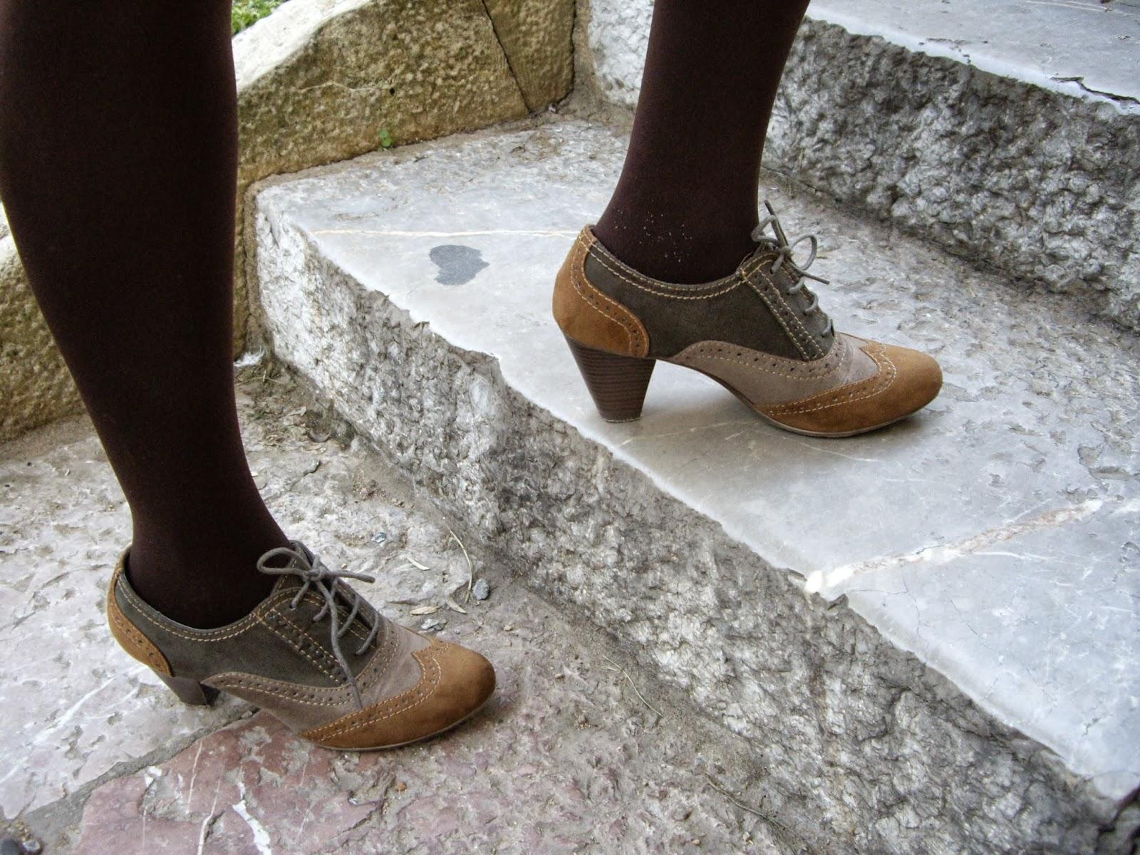 Brown dress and Yotoko necklace!!!