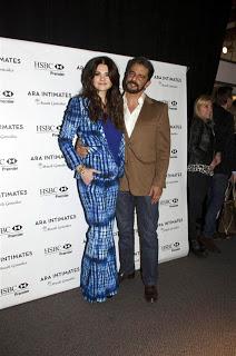 ABAJO DE LA PASARELA ¡Buen día! ¿Cómo están? Martes de cl...